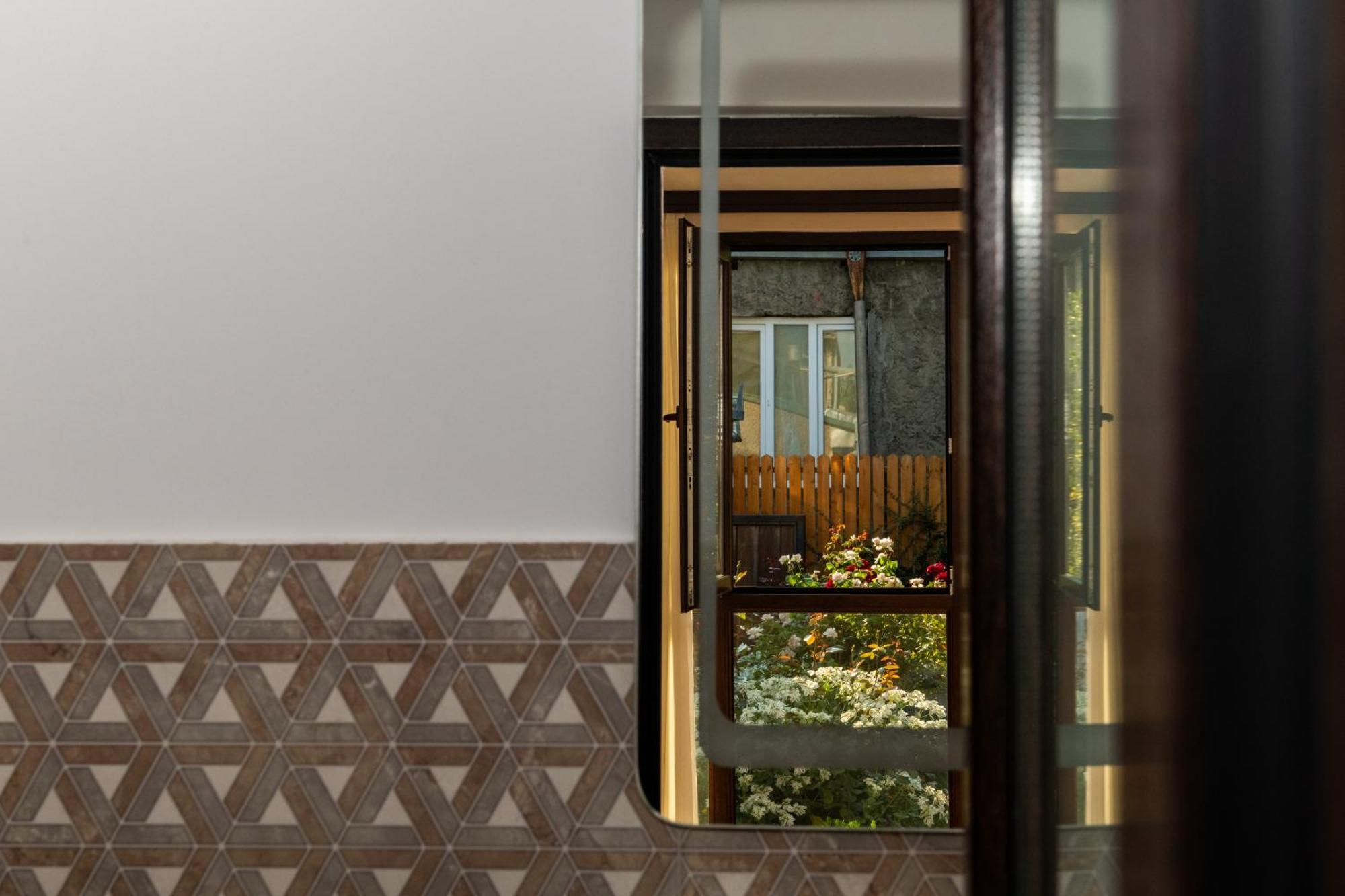 Alvani Inn Nizhniy Alvani Exterior foto