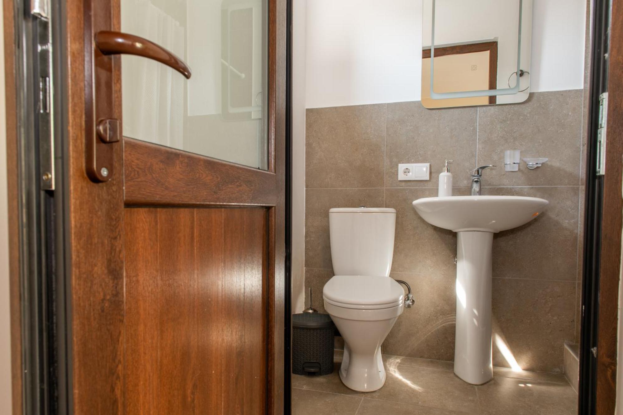 Alvani Inn Nizhniy Alvani Quarto foto